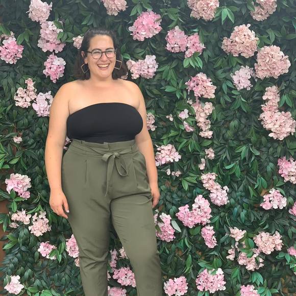 Meet your Posher, Zoë - Picture 1 of 1